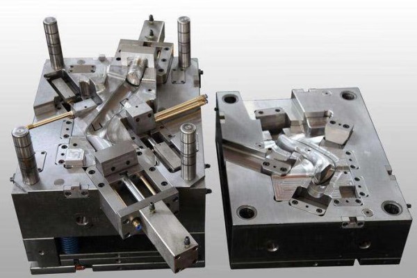 Injection mold